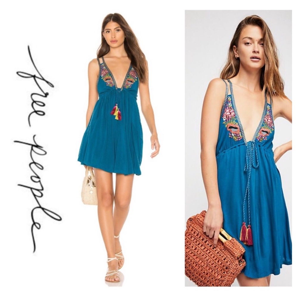 🦋NWT Free People ‘Lovers Cove’ Plunging V Mini🦋